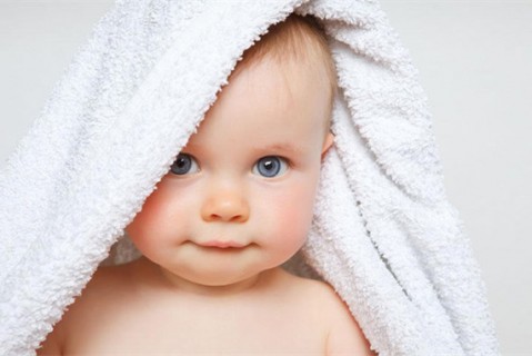 母乳喂养多久最好 母乳到2岁的贵阳捐卵宝宝智商高吗